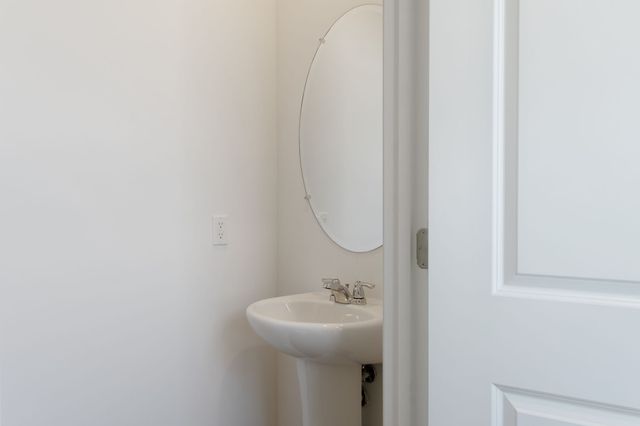 3251 Barrel Oak Pass, Columbia, TN 38401