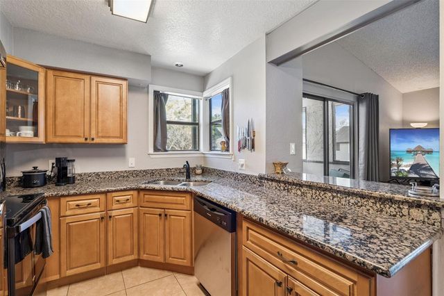 2924 ANTIQUE OAKS CIRCLE 46, Winter Park, FL 32792