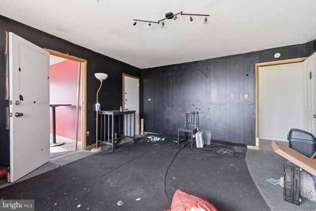 5900 WESTFIELD AVE, Pennsauken, NJ 08110