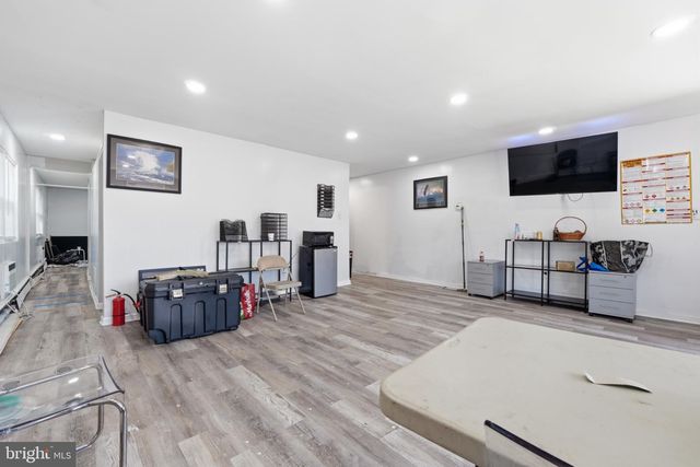 5900 WESTFIELD AVE, Pennsauken, NJ 08110