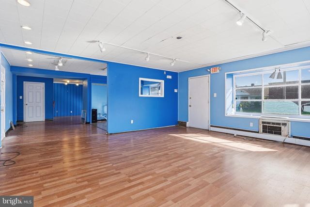 5900 WESTFIELD AVE, Pennsauken, NJ 08110