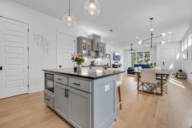 127 W 4th Avenue, Tallahassee, FL 32303