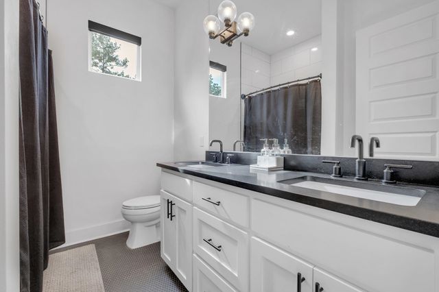 127 W 4th Avenue, Tallahassee, FL 32303