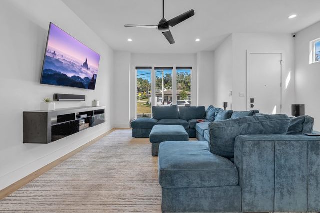 127 W 4th Avenue, Tallahassee, FL 32303