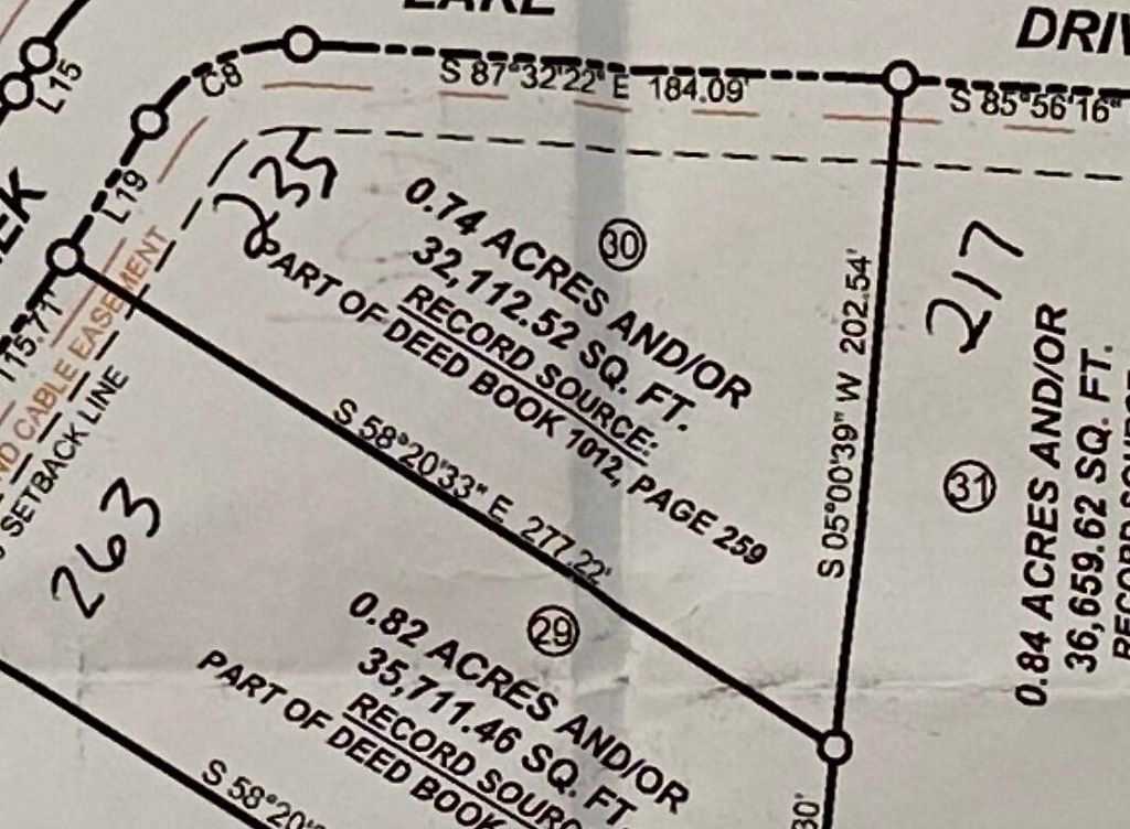 235 Woods Creek Lake Drive, Somerset, KY 42503