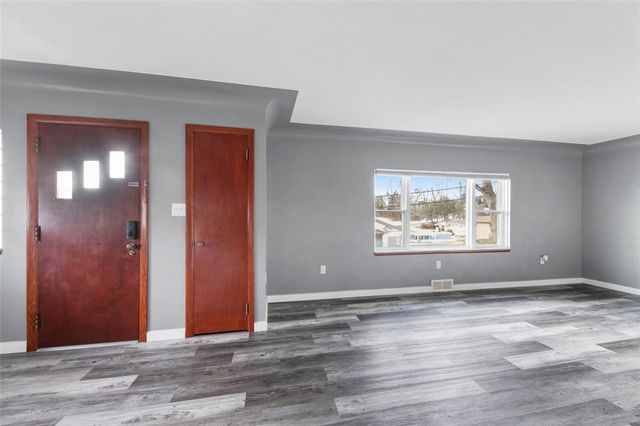 202 Larson Boulevard, Rostraver, PA 15012