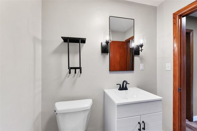 202 Larson Boulevard, Rostraver, PA 15012