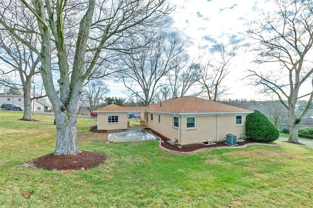 202 Larson Boulevard, Rostraver, PA 15012