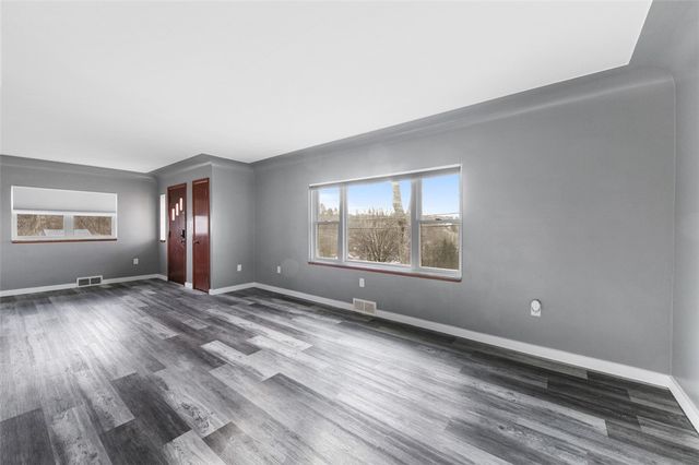 202 Larson Boulevard, Rostraver, PA 15012