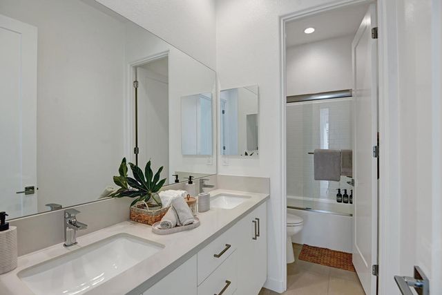 80213 Champions Way, La Quinta, CA 92253