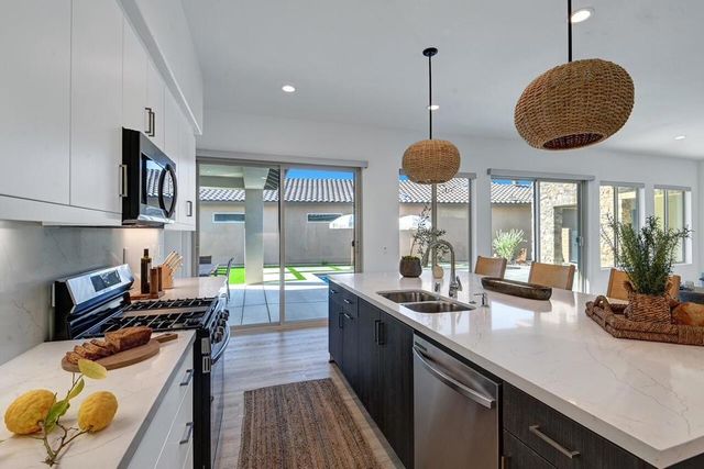 80213 Champions Way, La Quinta, CA 92253