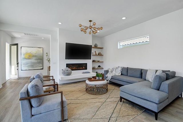 80213 Champions Way, La Quinta, CA 92253