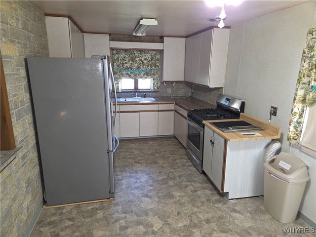 2595 Jerauld Avenue, Niagara Falls, NY 14305