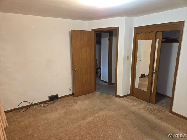 2595 Jerauld Avenue, Niagara Falls, NY 14305