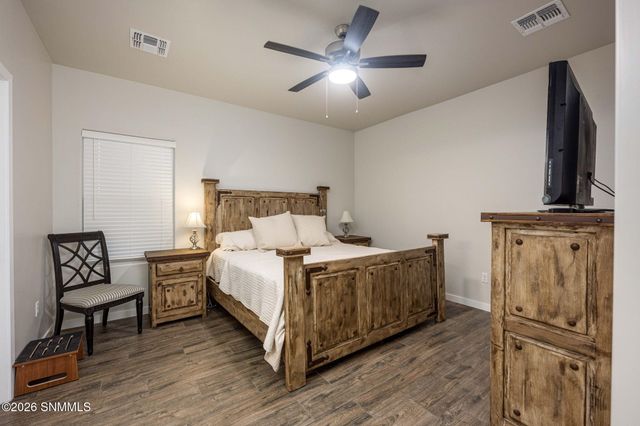 6913 Magellan Street, Las Cruces, NM 88012