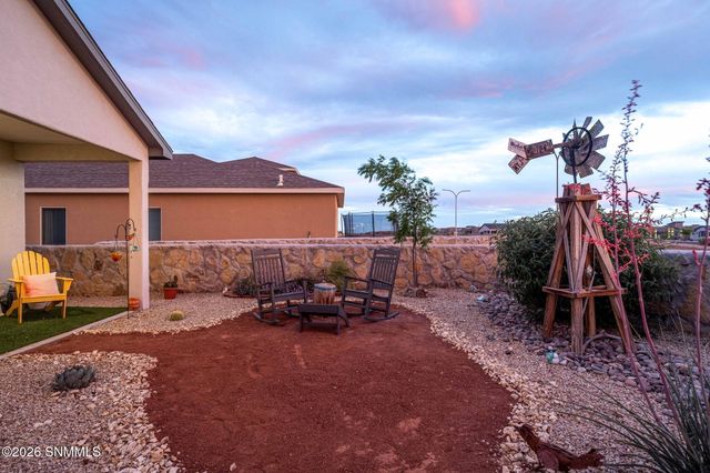 6913 Magellan Street, Las Cruces, NM 88012