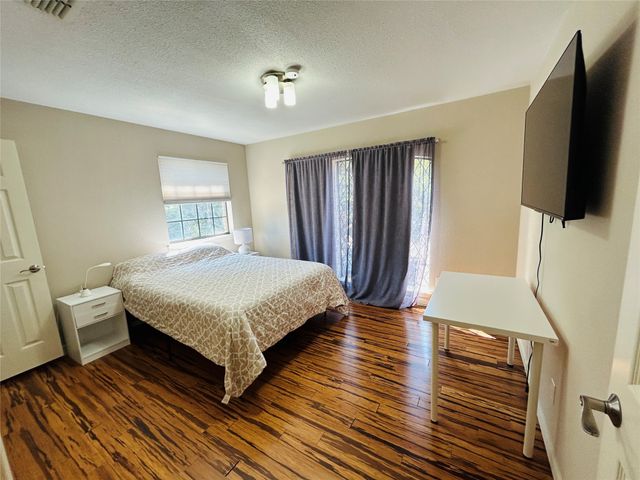 9138 Valley Chapel Lane, Dallas, TX 75220