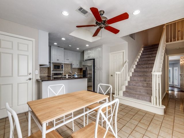 9138 Valley Chapel Lane, Dallas, TX 75220