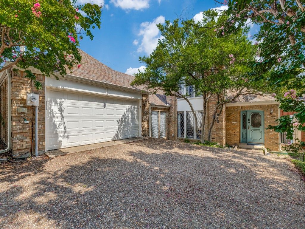 9138 Valley Chapel Lane, Dallas, TX 75220
