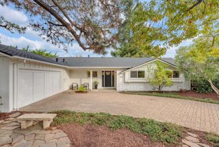 905 Spencer Way, Los Altos, CA 94024