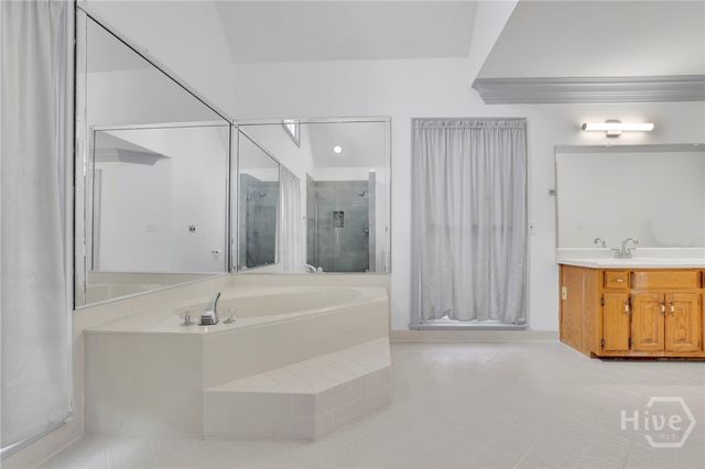 525 Saddle Crest Drive, Roswell, GA 30075