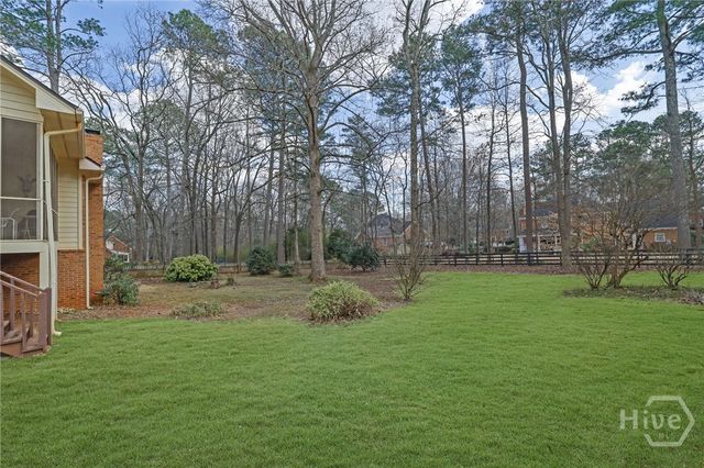 525 Saddle Crest Drive, Roswell, GA 30075