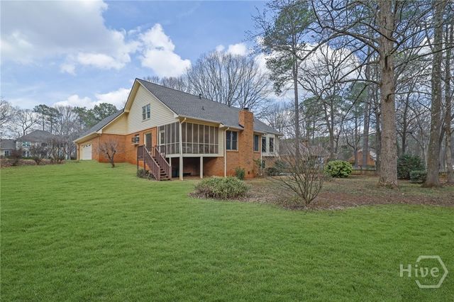 525 Saddle Crest Drive, Roswell, GA 30075
