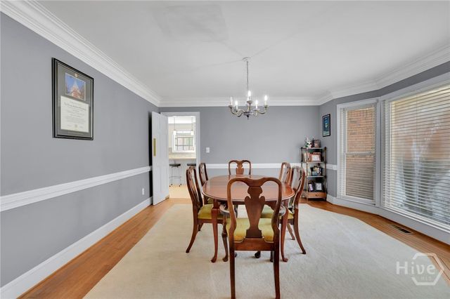 525 Saddle Crest Drive, Roswell, GA 30075