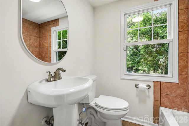 2019 Dalehurst Drive, Charlotte, NC 28205