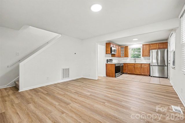 2019 Dalehurst Drive, Charlotte, NC 28205