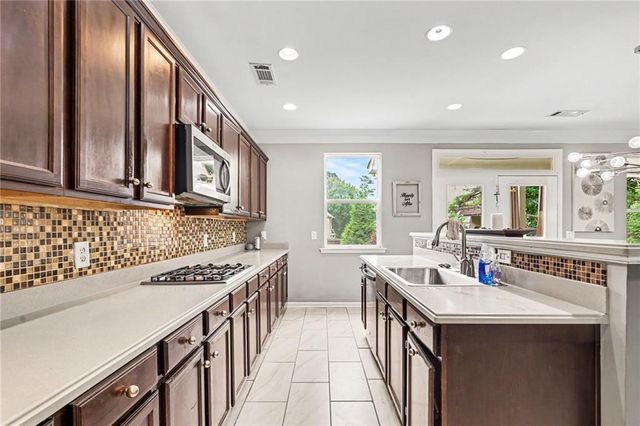 4402 Alysheba Drive, Fairburn, GA 30213