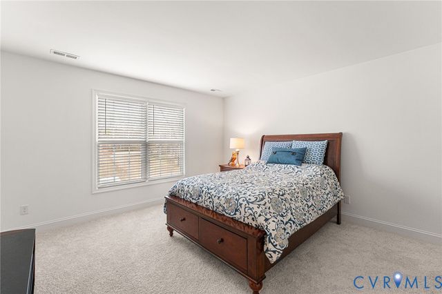 568 N James St, Ashland, VA 23005