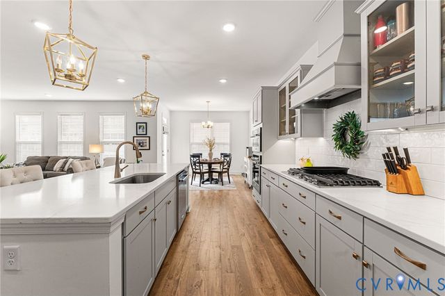 568 N James St, Ashland, VA 23005