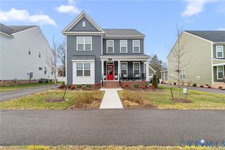 568 N James St, Ashland, VA 23005