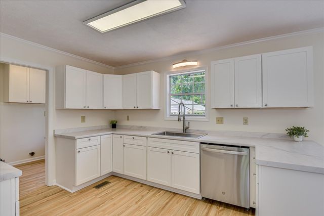 511 W Crystal Creek, Martinez, GA 30907