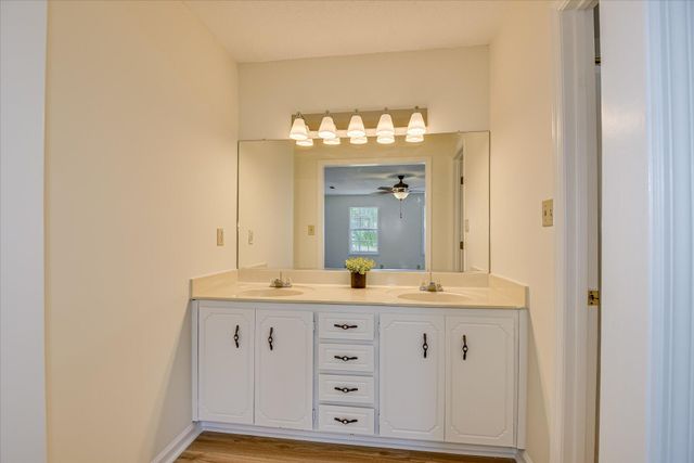 511 W Crystal Creek, Martinez, GA 30907