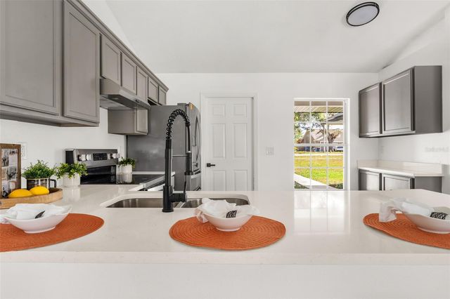 4243 WORTHINGTON PLACE, Mascotte, FL 34753