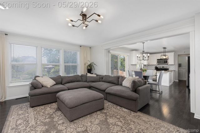 56312 Oasis Drive, Macomb Township, MI 48042
