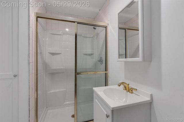 56312 Oasis Drive, Macomb Township, MI 48042
