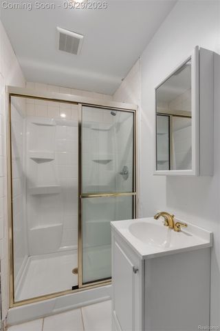 56312 Oasis Drive, Macomb Township, MI 48042