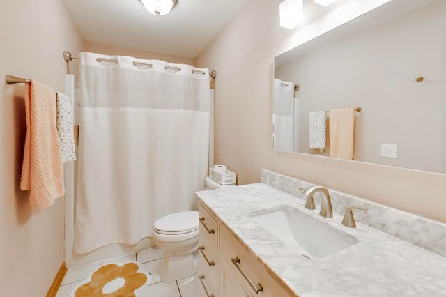 292 River Run Drive, Royalton Twp, MI 49085