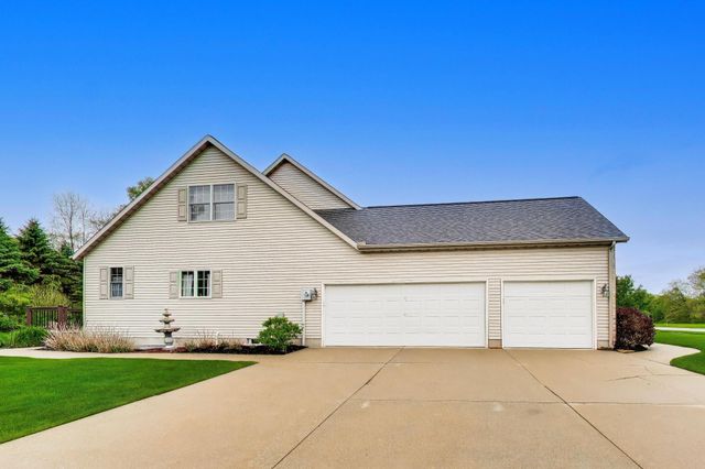 292 River Run Drive, Royalton Twp, MI 49085
