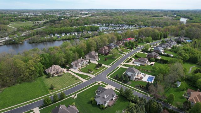 292 River Run Drive, Royalton Twp, MI 49085