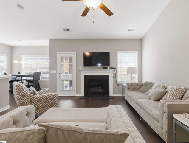 157 W Pyrenees Drive, Lyman, SC 29365