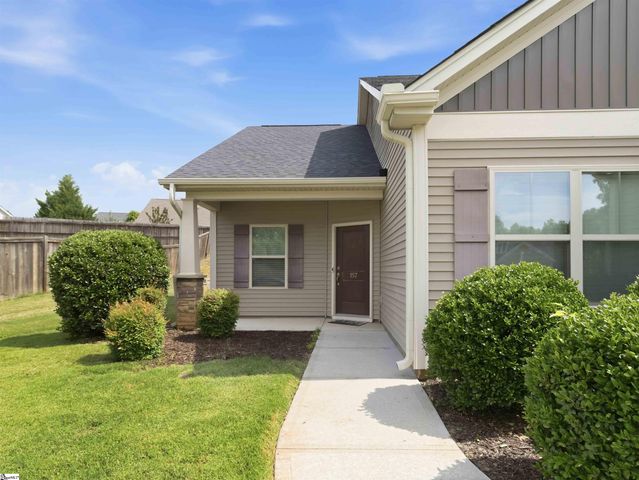 157 W Pyrenees Drive, Lyman, SC 29365