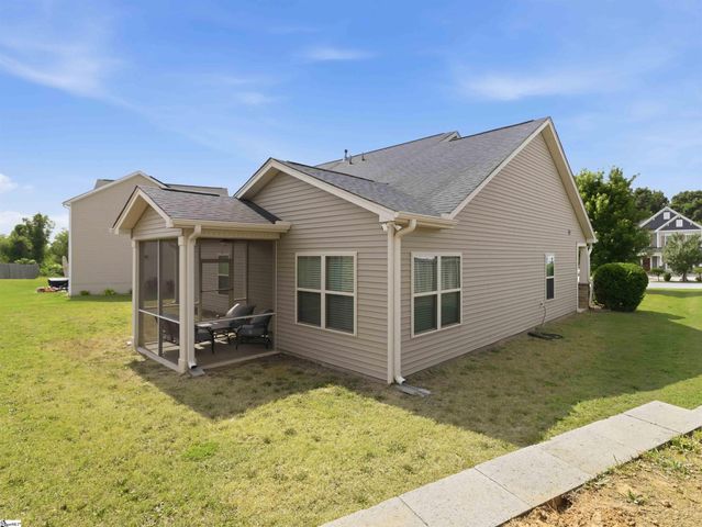 157 W Pyrenees Drive, Lyman, SC 29365