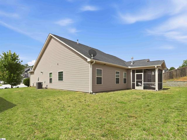 157 W Pyrenees Drive, Lyman, SC 29365