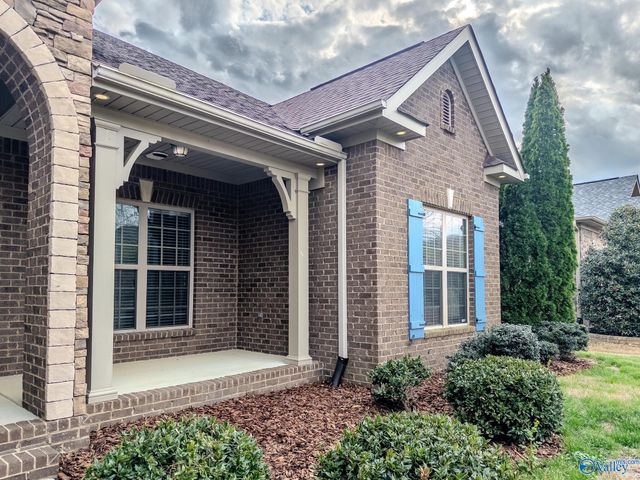 3005 Laurel Cove Way SE, Gurley, AL 35748