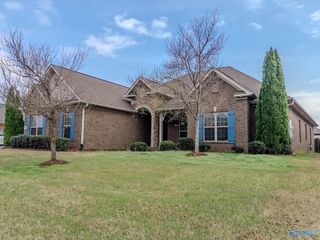 3005 Laurel Cove Way SE, Gurley, AL 35748