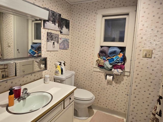 3148 Route 11, Londonderry, VT 05148